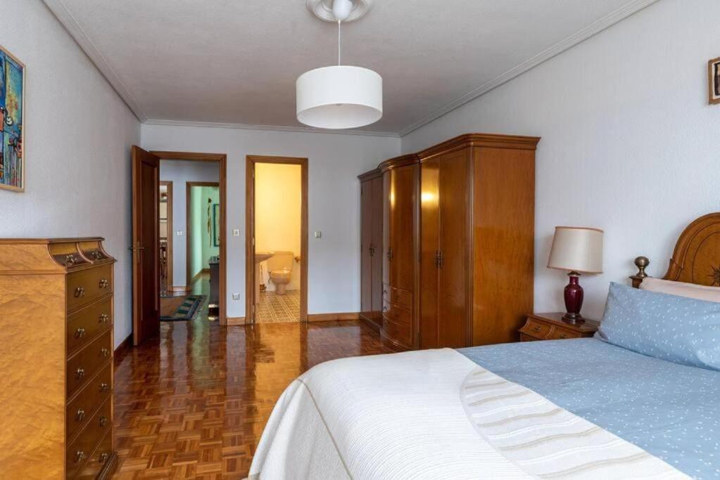 Luminoso Piso Grande Con Garaje En El Centro. Appartement Santander Buitenkant foto